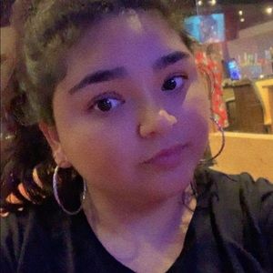 Meet your Posher, Marisol